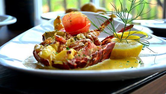 Crown Hotel Restaurant & Bar